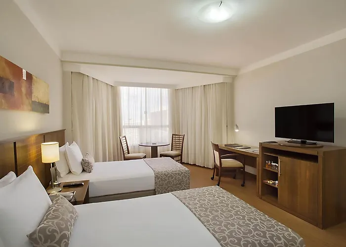 Brasilia Dog Friendly Hotels near Itamaraty Palace